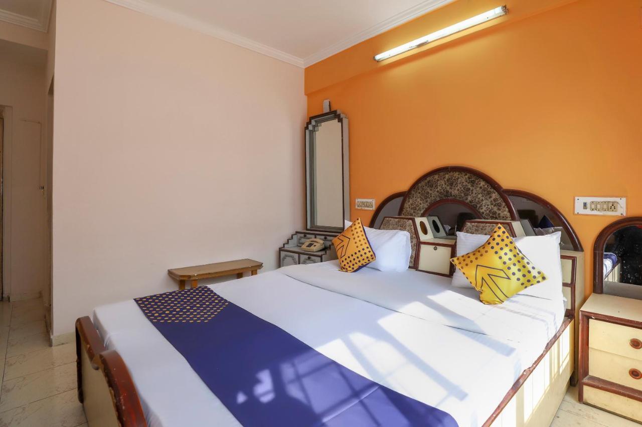 Spot On Hotel Shyam Inn Hālol Exterior foto